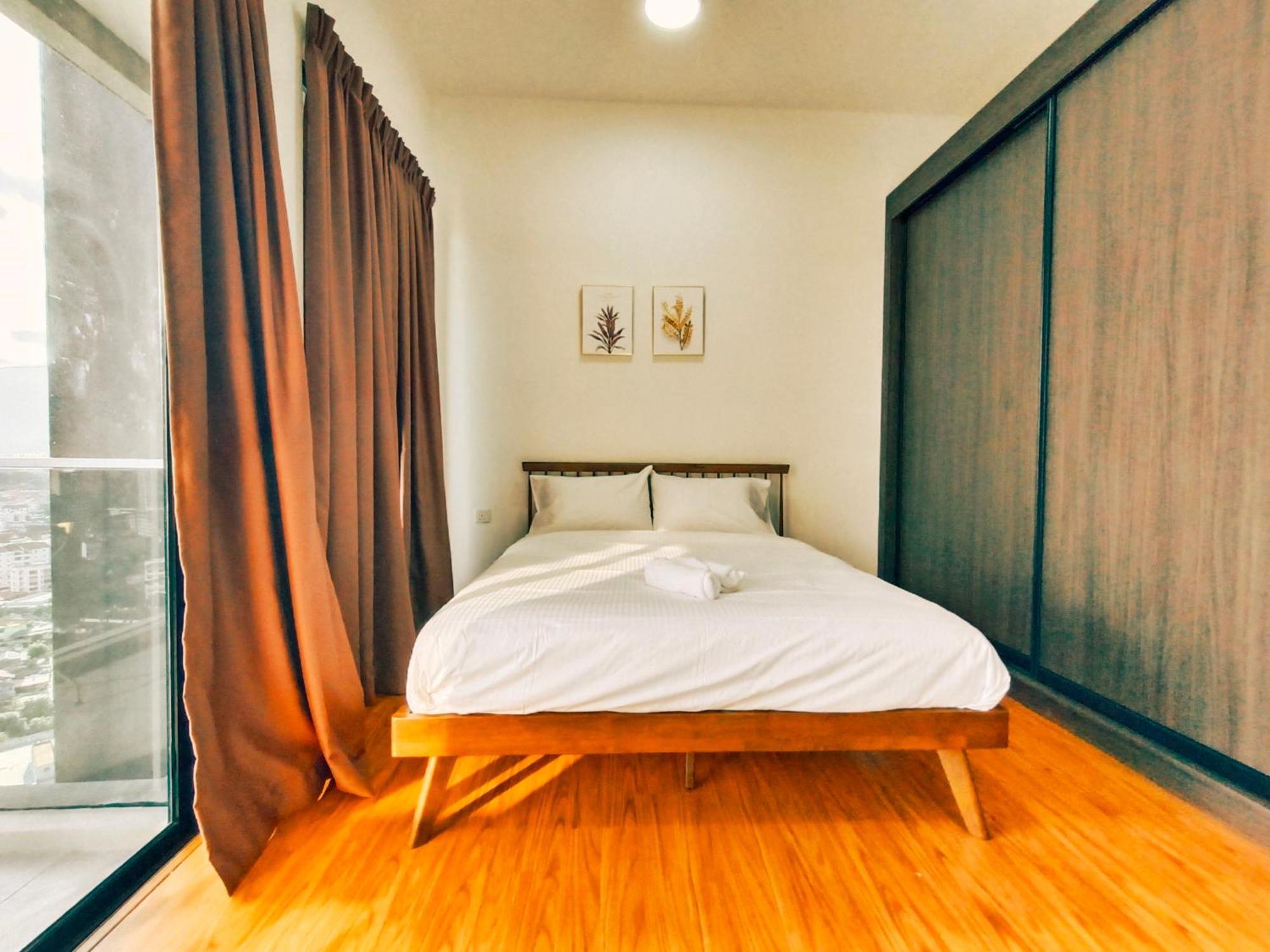 New Georgetown Instagramable 2Br Homestay For 10Pax 无敌美景两房民宿 Beacon Executive Suite Kültér fotó